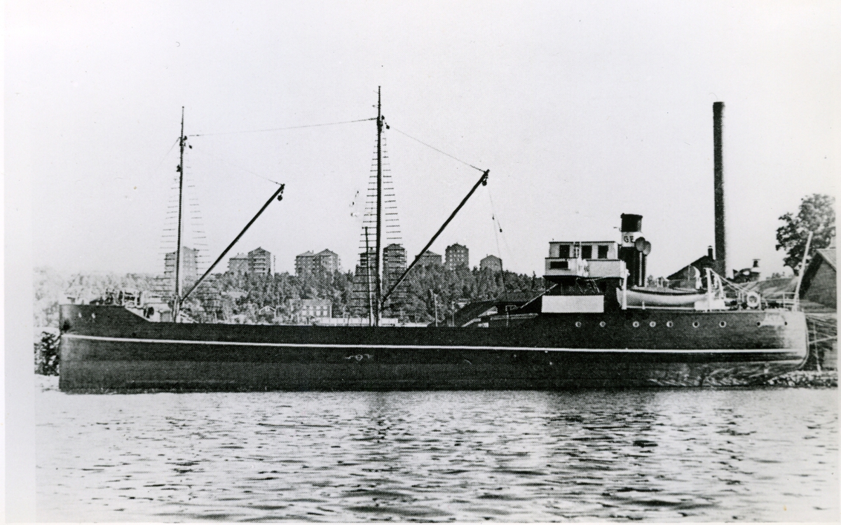 Ägare:/1937-43/: Rederi A/B. Varma. Hemort: Mariehamn.