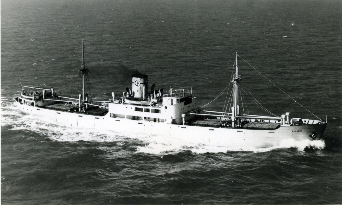 Ägare:/1946-79/: "Cofruna", CompaÃ±ia Frutero Vallenciana de Navegacion S.A. Hemort: Valencia.