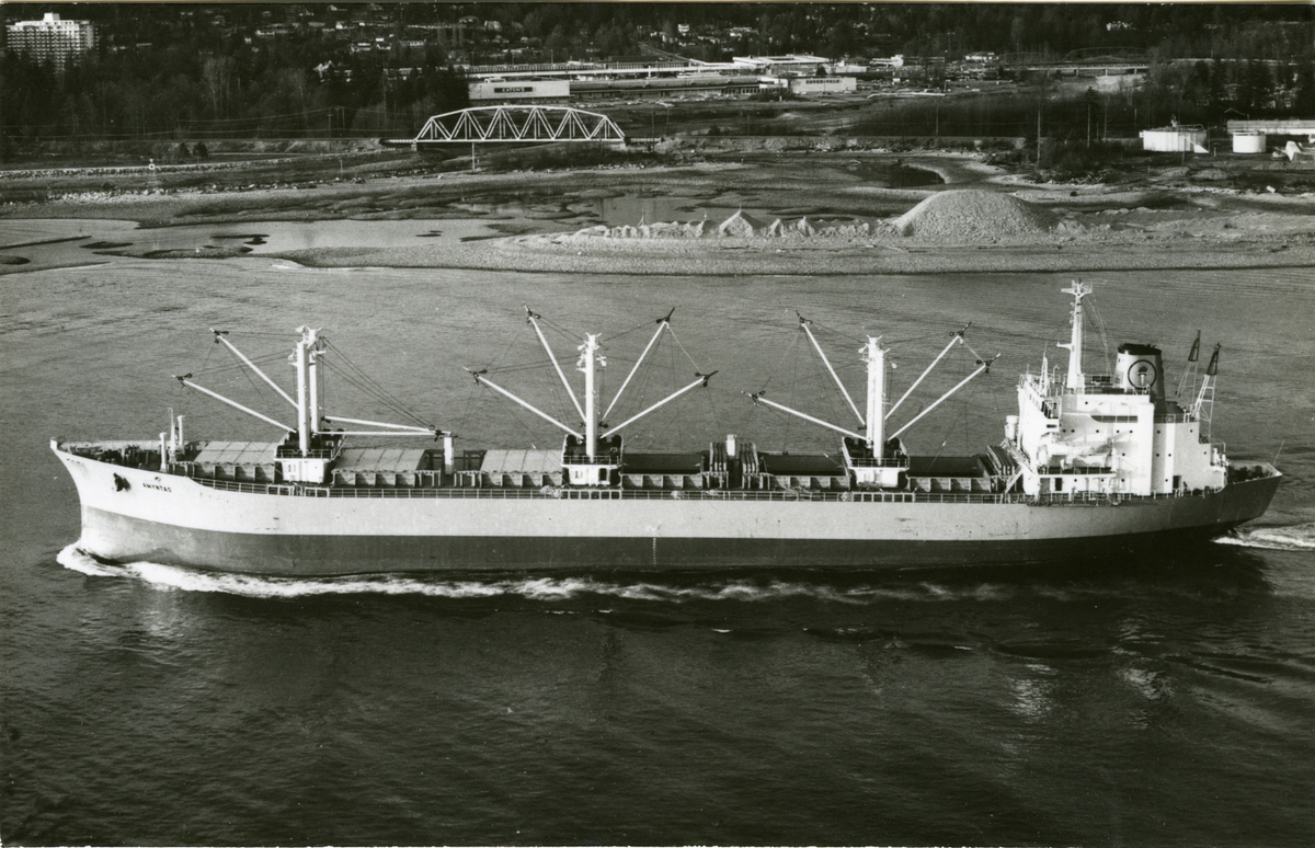 Ägare:/1970-86/: Lycabettos Shipping Co. S.S. Hemort: Peiraievs.