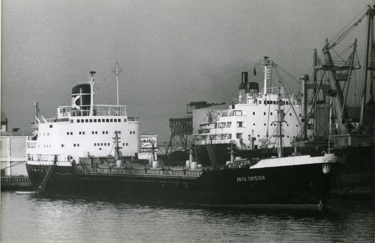 Ägare:/1959-69/: Frigga Seeschiff-fahrt G.m.b.H. Hemort: Hamburg.