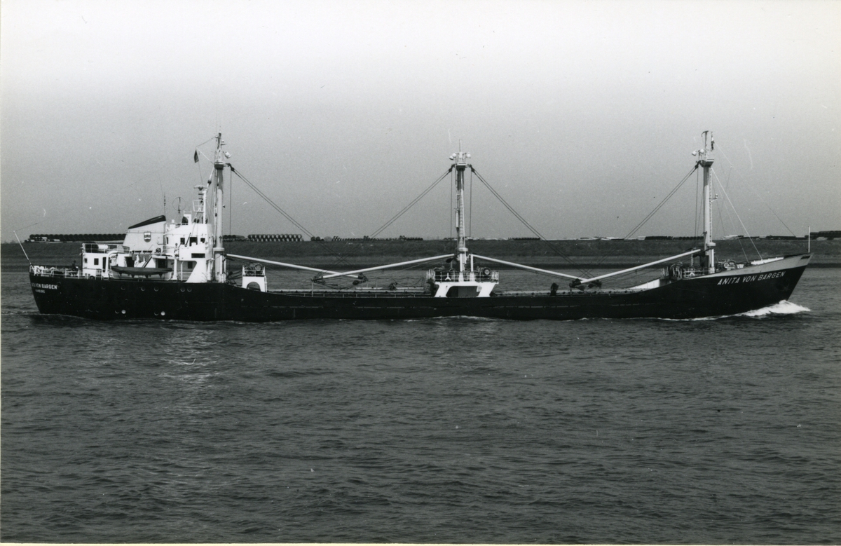 Ägare:/1968-76/: Heinrich von Bargen & Sohn O.H.G. Hemort: Hamburg.