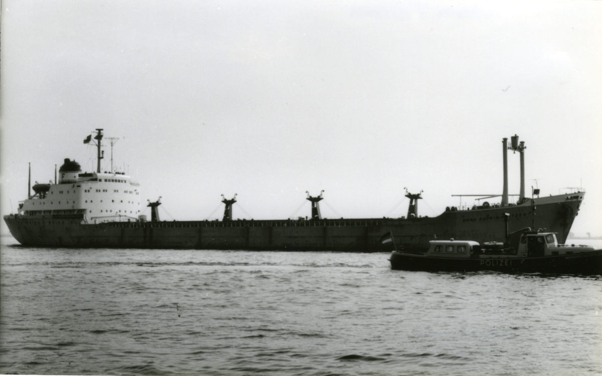 Ägare:/1959-73/: Johs. Fritzen & Sohn. Hemort: Bremen.