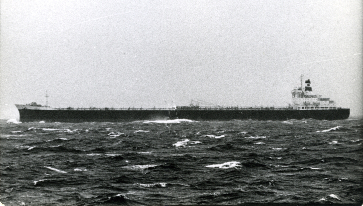 Ägare:/1969-82/: Kuwait Oil Tanker Co. S.A.K. Hemort: Al Kuwayt.