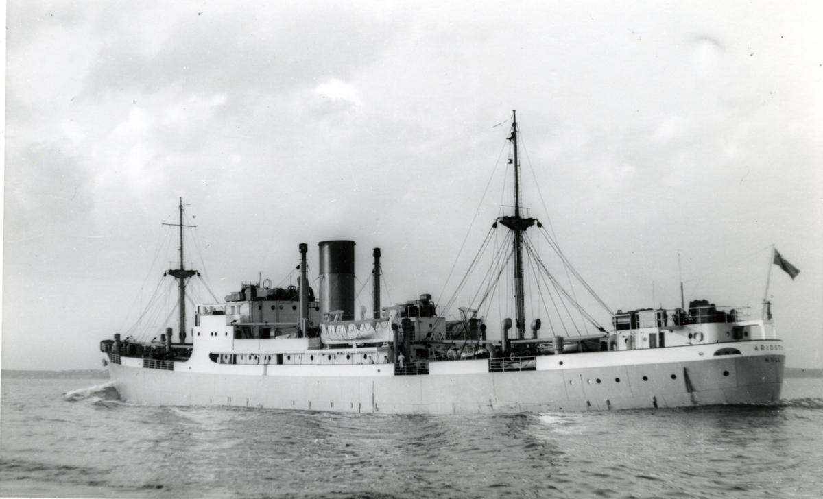 Ägare:/1946-67/: EllermanÂ´s Wilson Line, Ltd. Hemort: Hull.