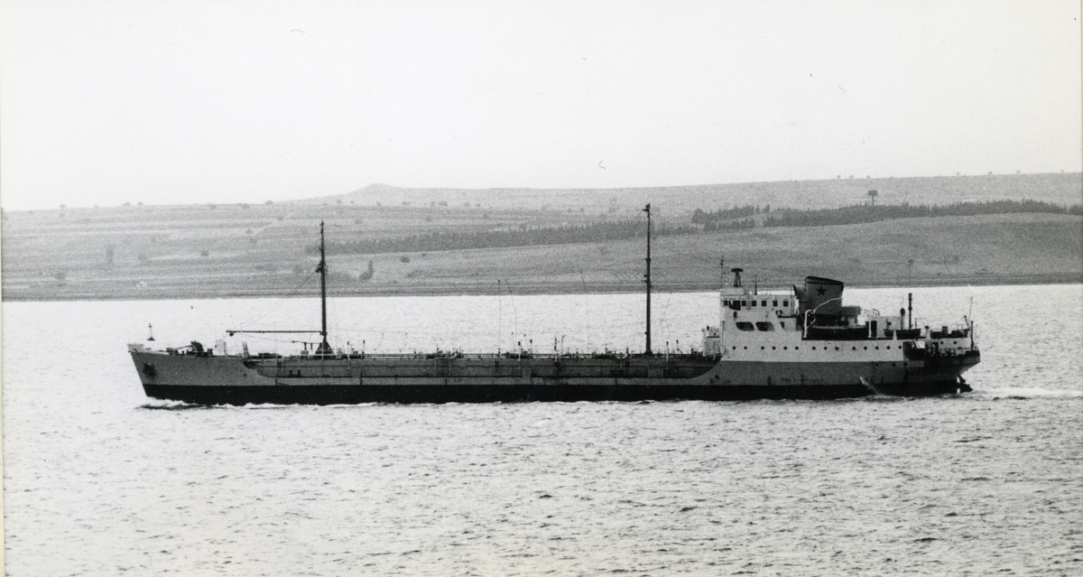 Ägare:/1971-88/: Greek Tankershipping Co. Ltd. Hemort: Peiraievs.