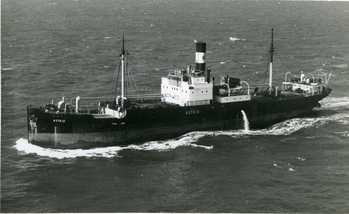 Ägare:/1924-54/: Dampskibs-A/S Myren. Hemort: Köpenhamn.