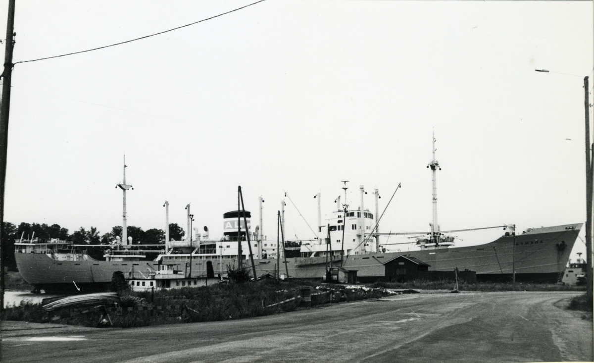 Ägare:/1966-72/: Finska Ångfartygs AB. Hemort: Helsingfors.