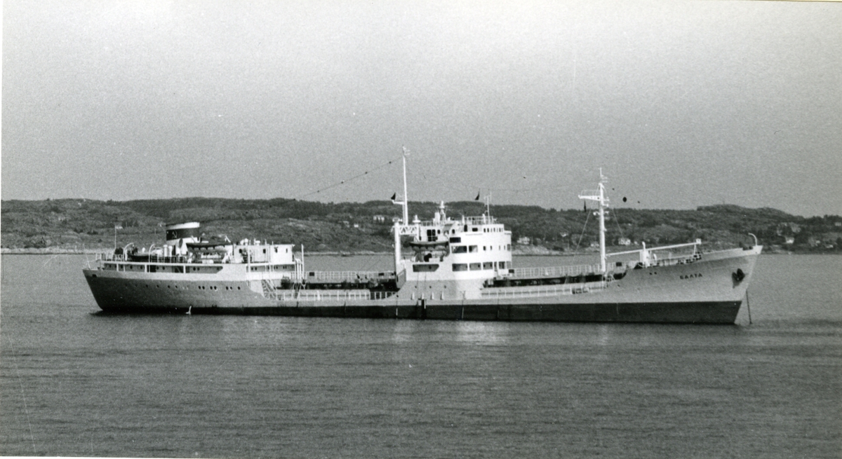 Ägare:/1959-85/: S.S.S.R. - Latvian Shipping Co. Hemort: Riga.