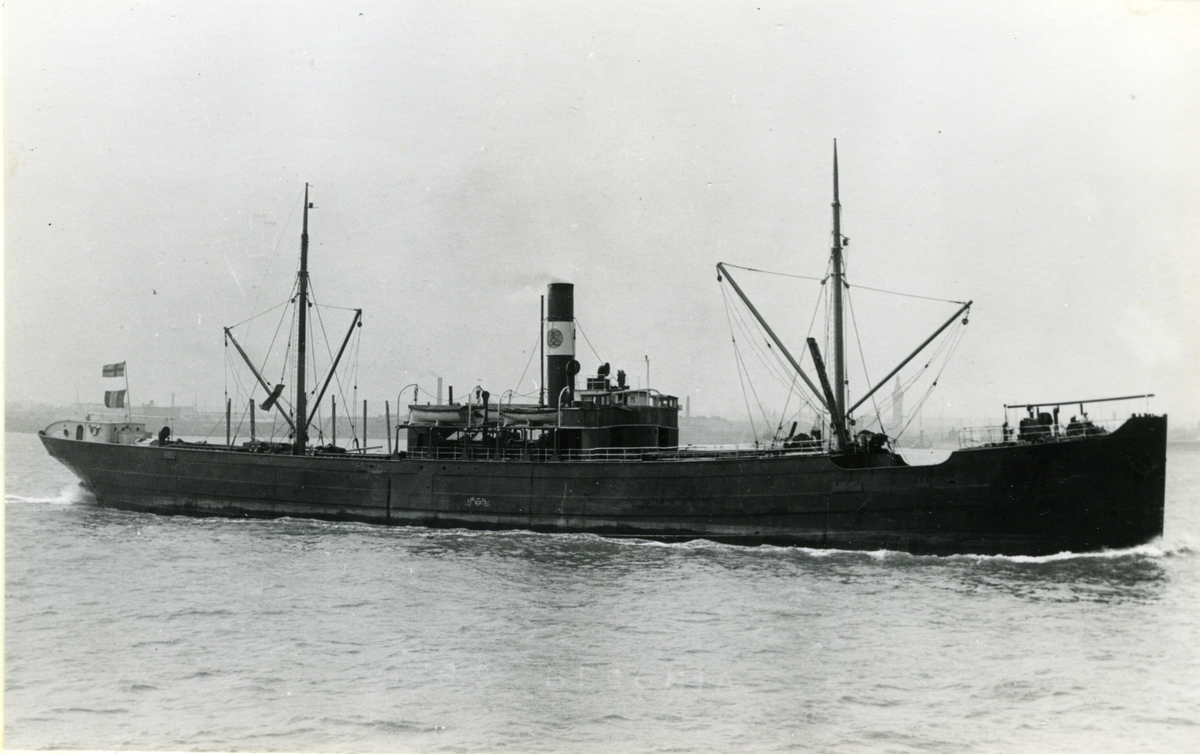 Ägare:/1934-40/: Alfred Kalm. Hemort: Tallin.