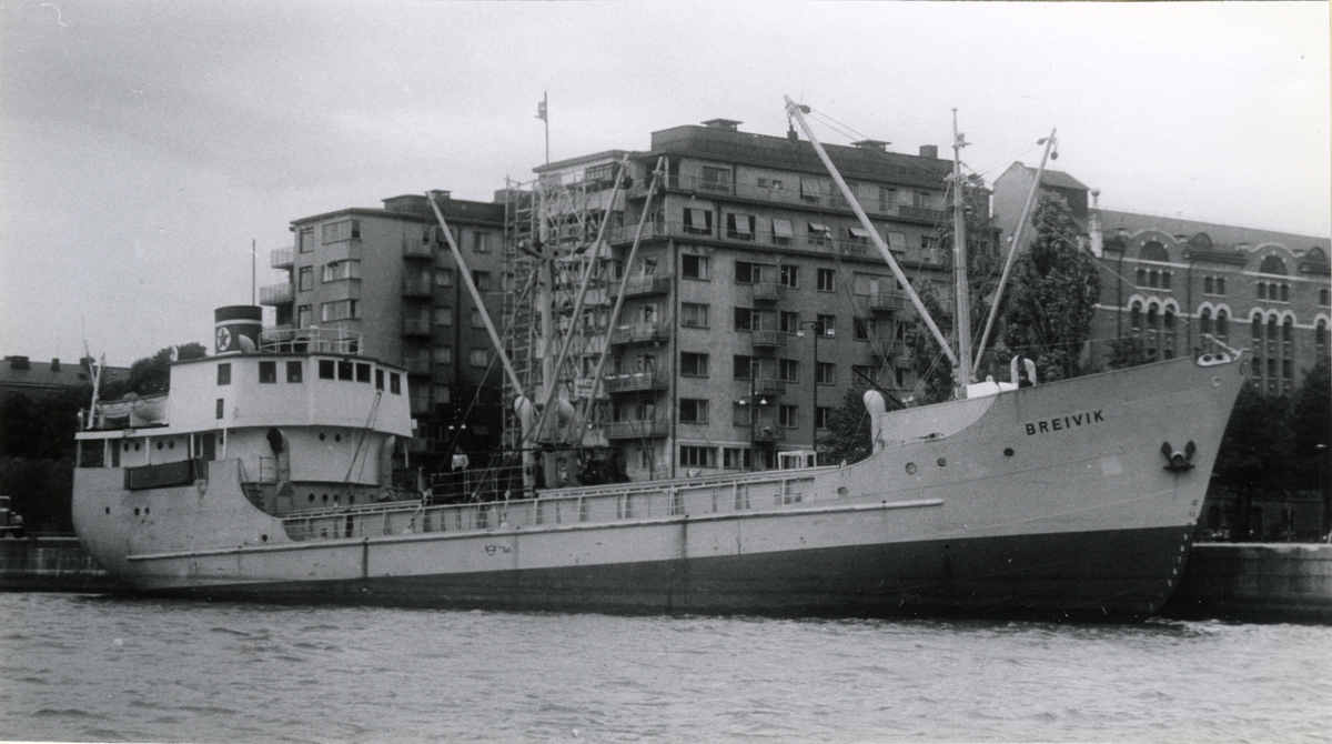 Ägare:/1947-47/: Rederi AB Horn. Hemort: Stockholm.