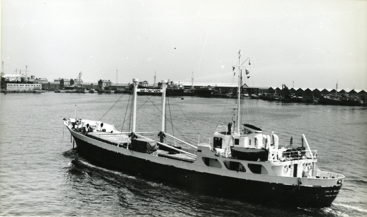 Ägare:/1960-74/: Naviera Mallorquina S.A. Hemort: Palma de Mallorca.