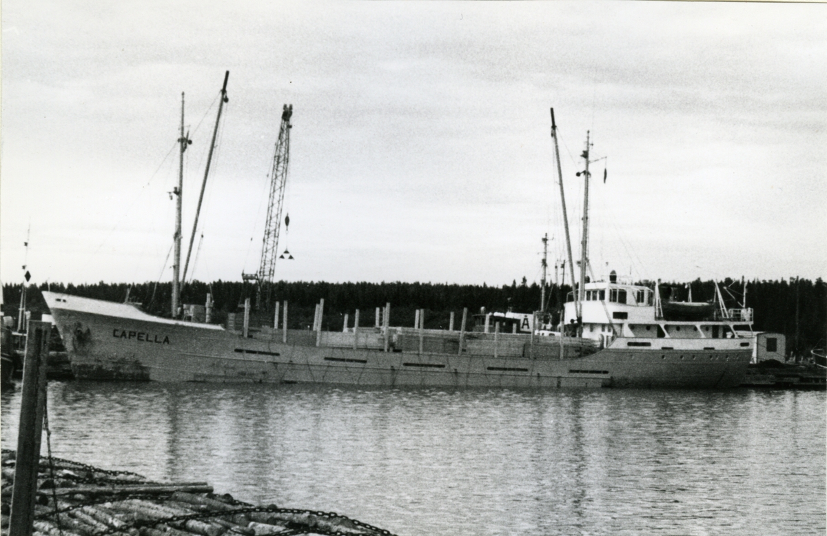Ägare:/1965-74/: J. Rusthoven. Hemort: Groningen.
