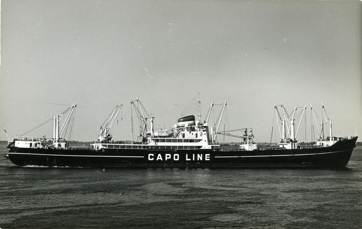 Ägare:/1965-71/: Gestioni Esercizio Navi Sicilia S.p.A. Hemort: Palermo.