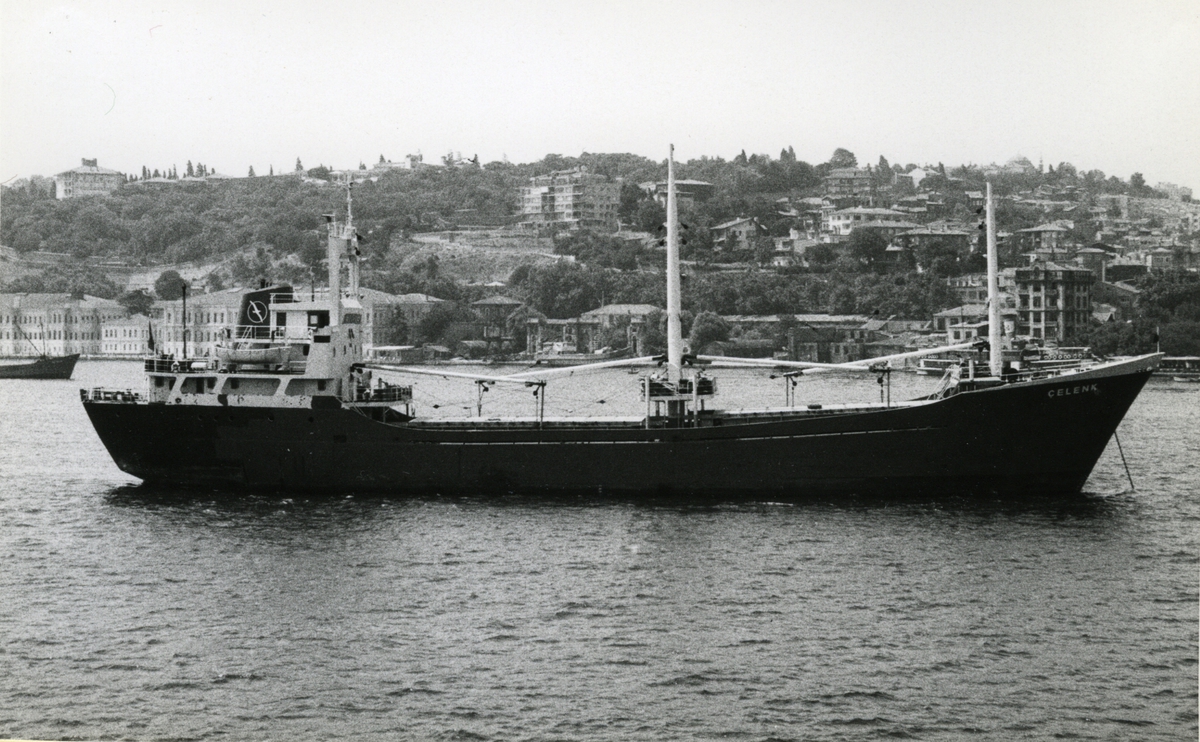 Ägare:/1976-83/: Sak-Fer Gemi Insa Isletme Transport Ltd. Sirketi. Hemort: Istanbul.
