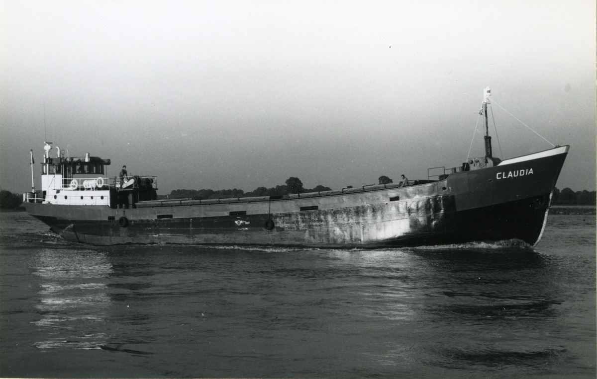 Ägare:/1969-76/: Reiner Wiencke. Hemort: Hamburg.