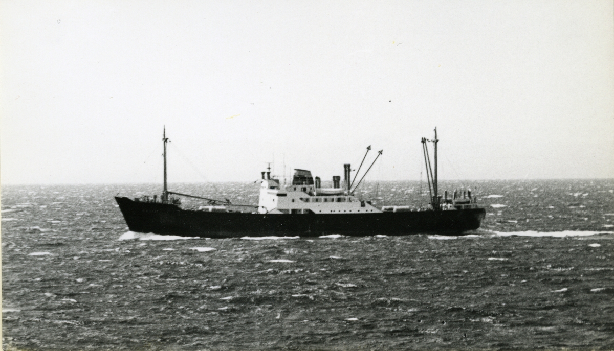 Ägare:/1951-71/: Dampschiffahrts Ges. Neptun A.G. Hemort: Bremen.