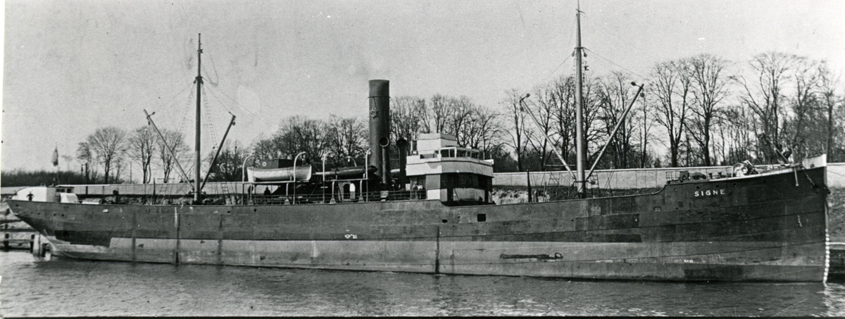 Ägare:1939-40/: Rederi AB Signe. Hemort: Mariehamn.