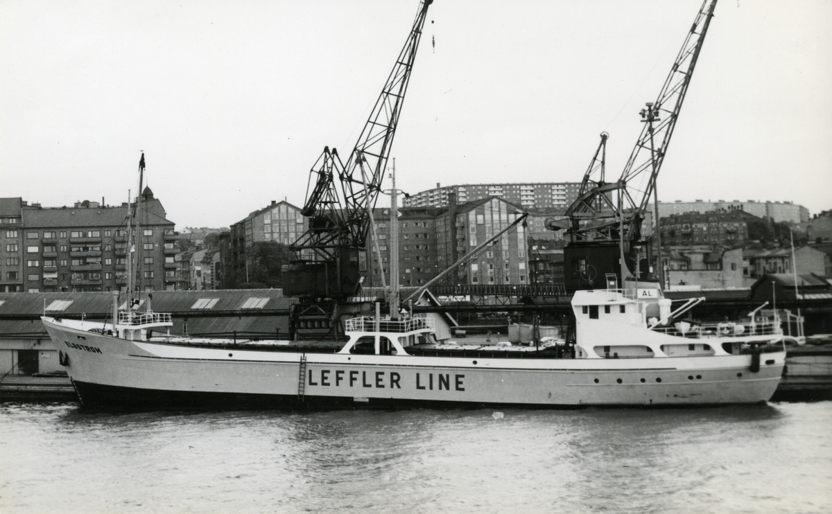 Ägare:/1965-75/: Partenreederei M/S Elbstrom. Hemort: Hamburg.