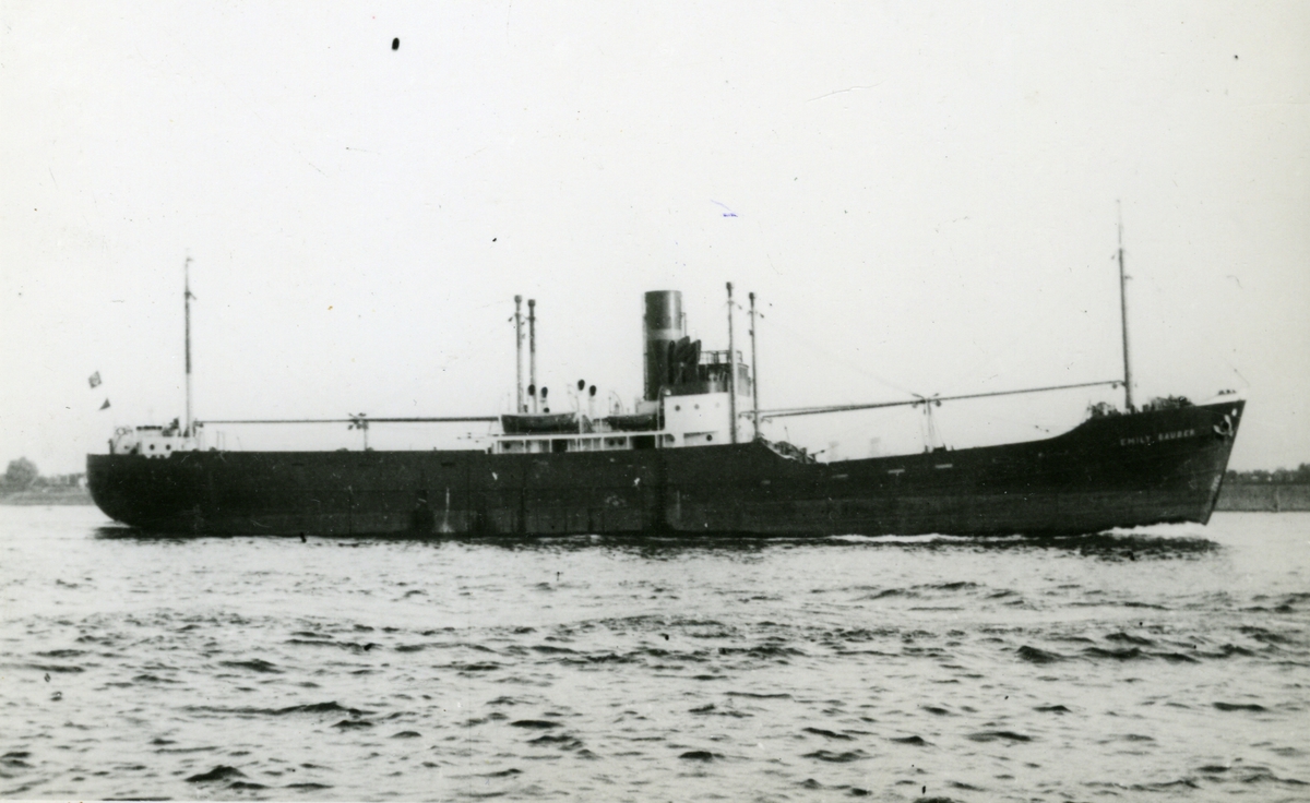 Ägare:/1939-45/: Sauber & Co. Hemort: Hamburg.