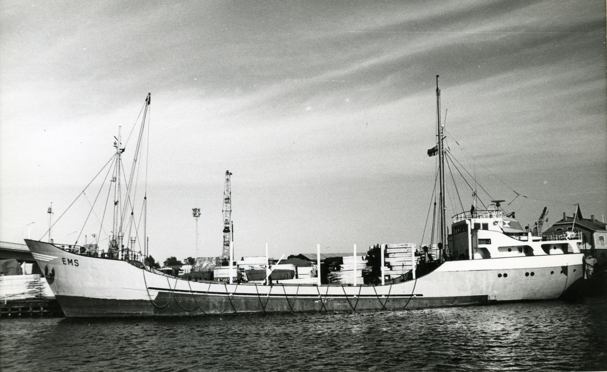 Ägare:/1961-73/: Schepers Rhein-See-Linie. Hemort: Duisburg-Ruhrort.