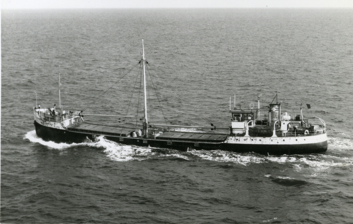 Ägare:/1966-70/: Martin Meyer & Horst Meyer. Hemort: Duisburg-Ruhrort.