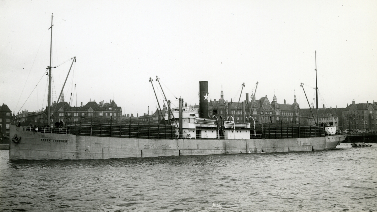 Ägare:/1944-47/: Brittiska staten /Ministry of War Transport/. Hemort: London.