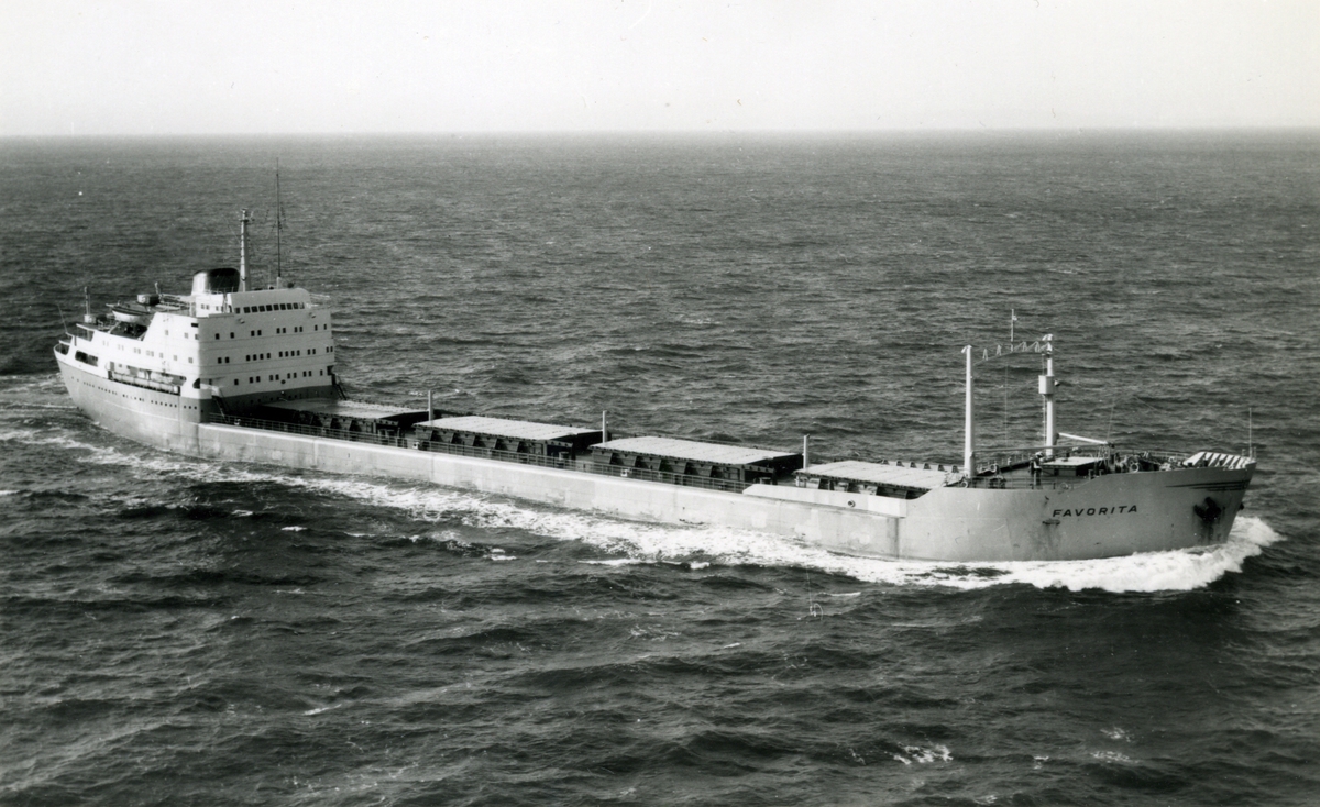 Ägare:/1959-73/: A/S Uglands Rederi. Hemort: Grimstad.