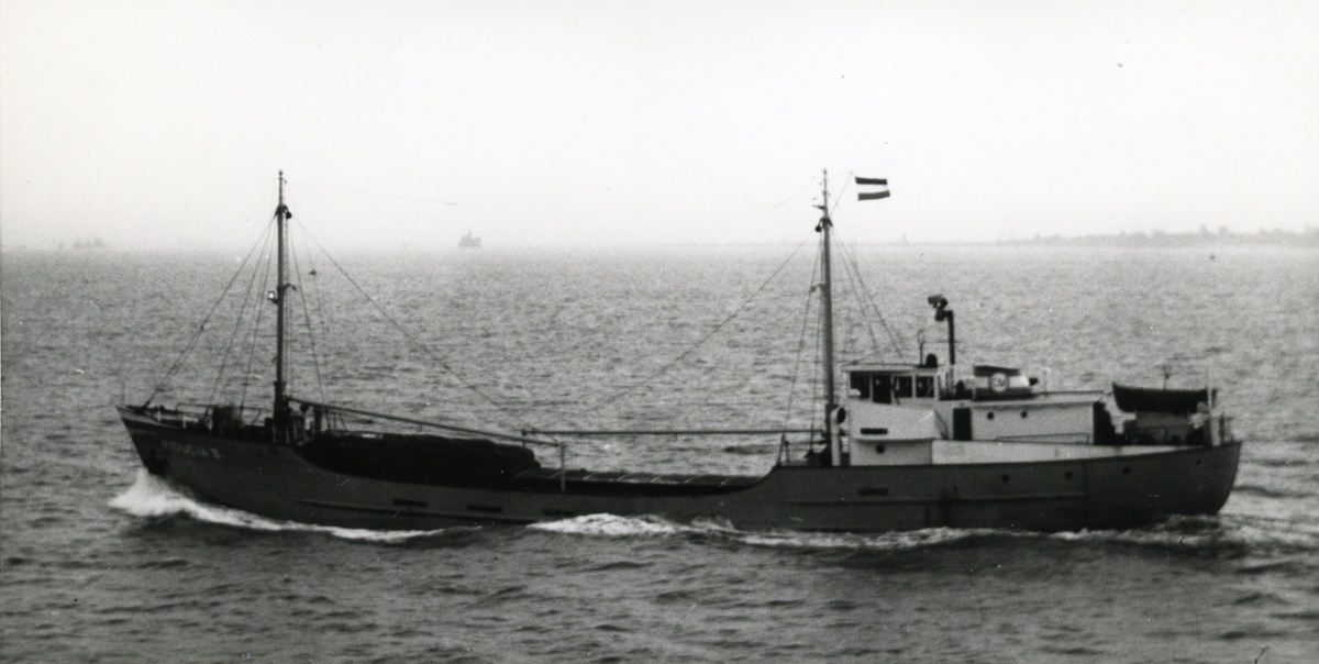 Ägare:/1957-59/: Firma C. Minnaar. Hemort: Rotterdam.