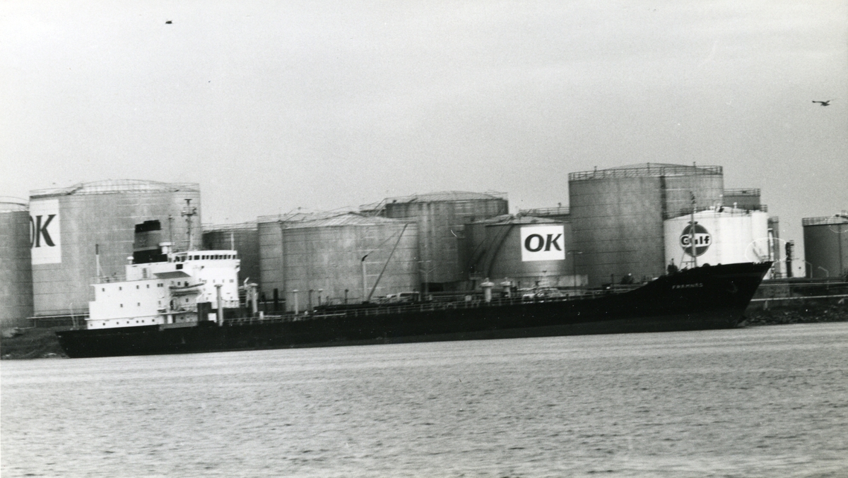 Ägare:/1973-84, 1991-  /: AB Nynäs Petroleum. Hemort: Stockholm.