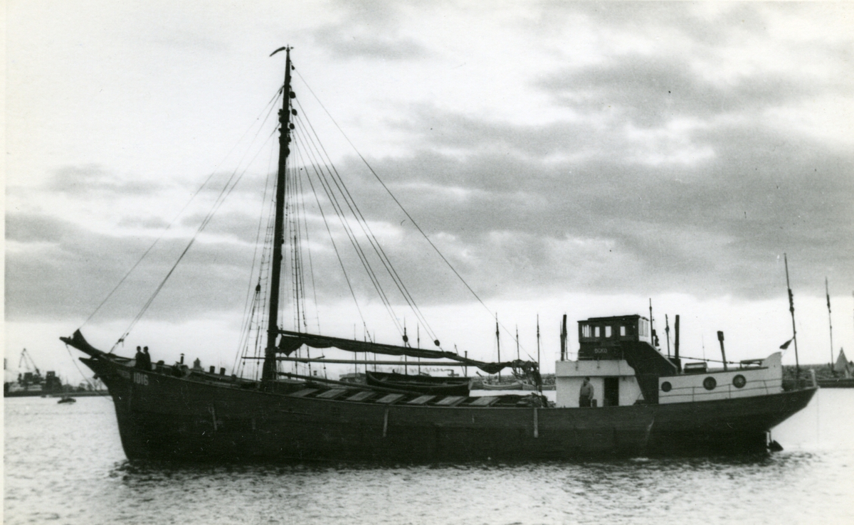 Ägare:/1936-71/: Fritz Heinr. Pott. Hemort: Hamburg.