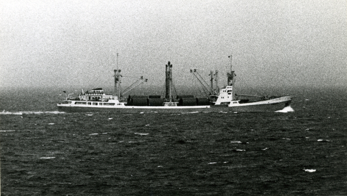 Ägare:/1960-83/: NAVROM, Navigation Roumaine Maritime & Fluviale. Hemort: Constanta.