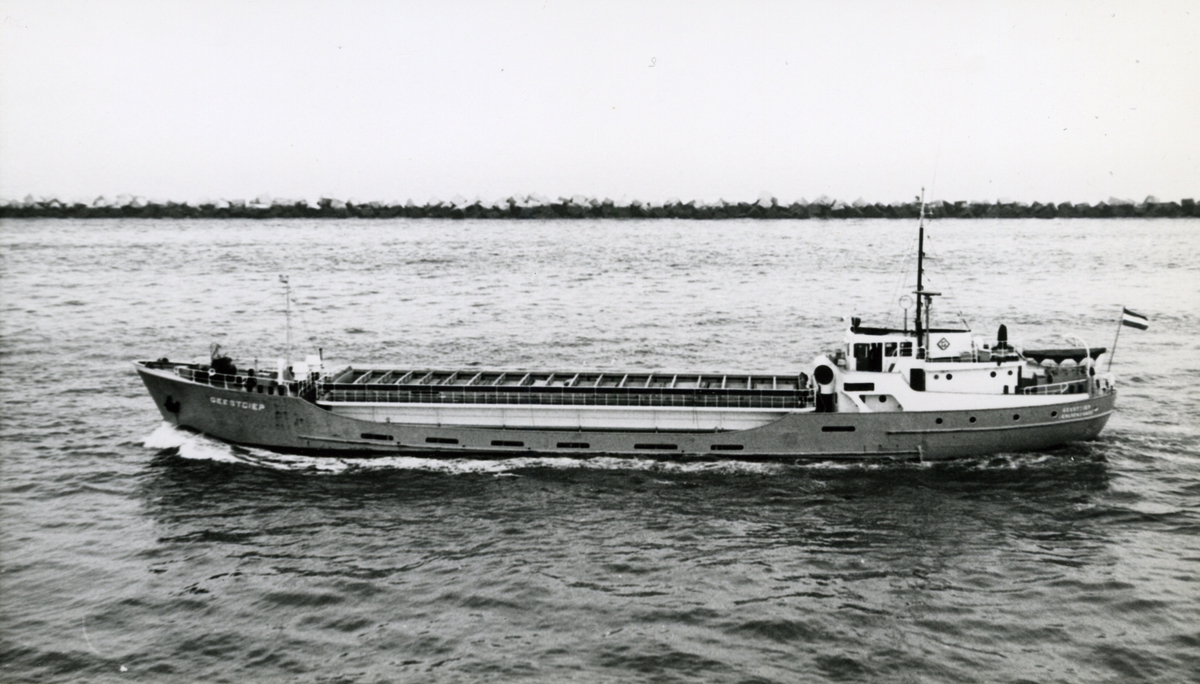 Ägare:/1961-72/: Waling van Geest & Zonen N.V. Hemort: sÂ´Gravenzande.