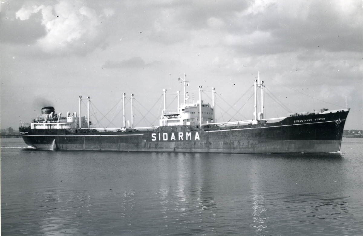 Ägare:/1955-66/: Sidarma, Societa Italiana di Armamento. Hemort: Venezia.