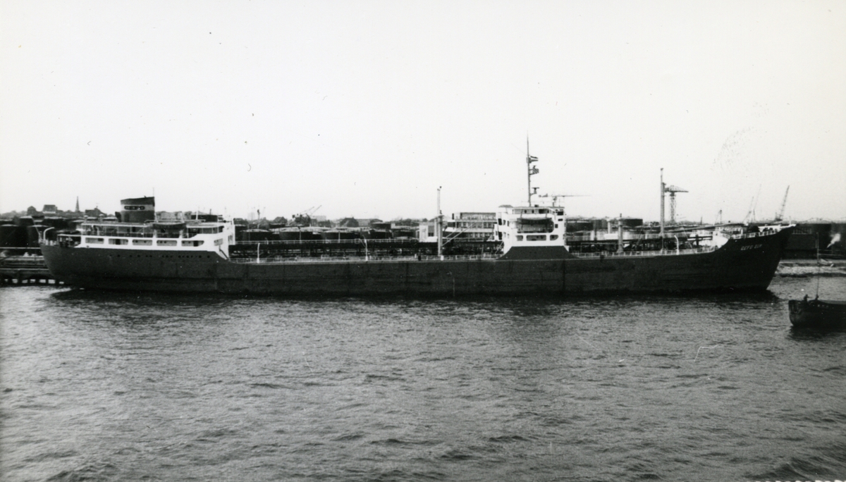 Ägare:/1970-71/: GEFO Gesellschaft für Oeltransporte m.b.H. & Co. Hemort: Hamburg.