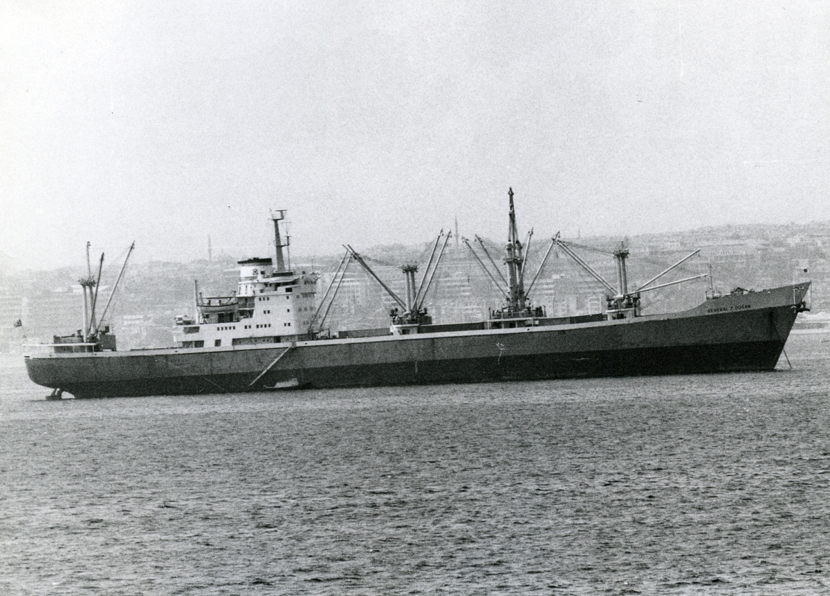 Ägare:/1970-  /: D.B. Deniz Nakliyati T.A.S. Hemort: Istanbul.