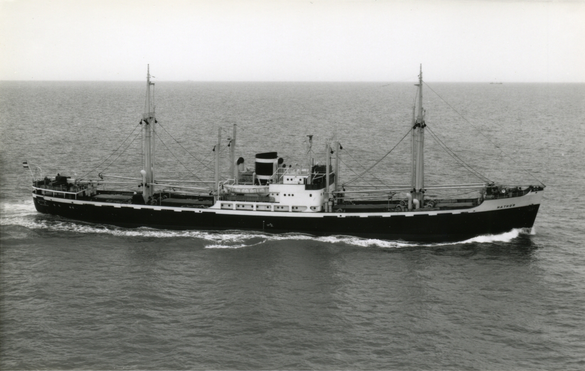 Ägare:/1952-69/: N.V. Koninklijke Nederlandsche Stoomboot Mij. Hemort: Amsterdam.