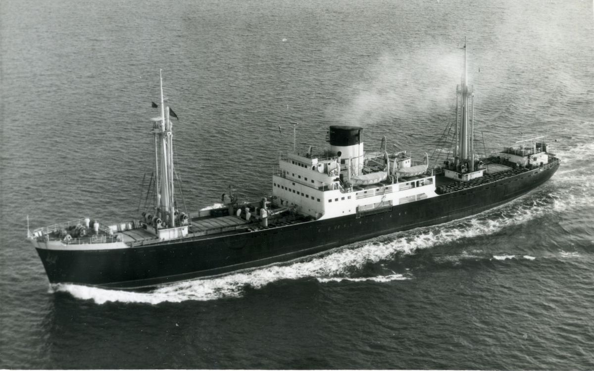 Ägare:/1946-77/: Tirrenia S.p.A. di Navigazione. Hemort: Napoli.