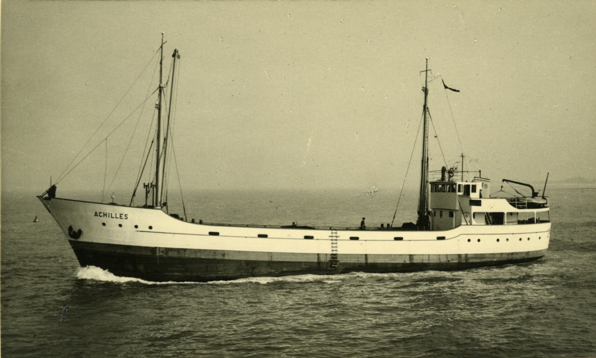 Ägare:/1951-63/: Fritz von Busch. Hemort: Hamburg.