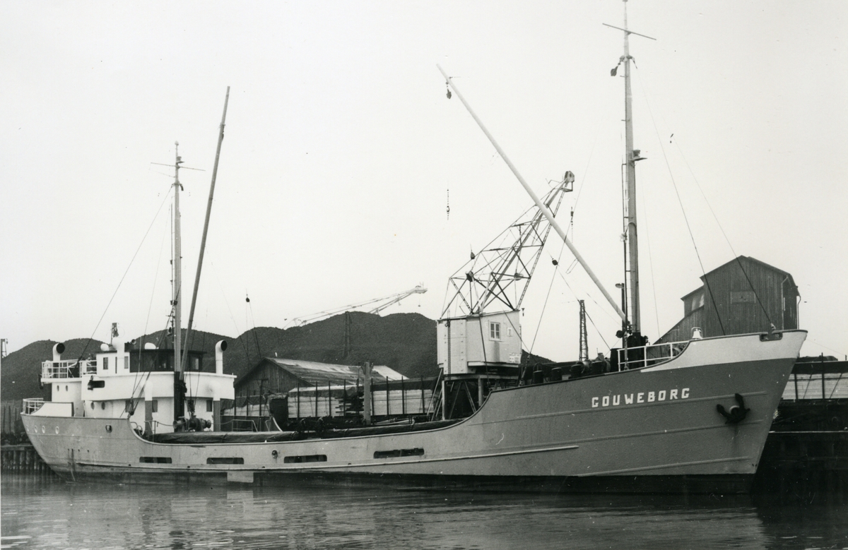 Ägare:/1958-69/: E. WagenborgÂ´s Scheepvaart- & Expeditiebedrijf N.V. Hemort: Delfzijl.