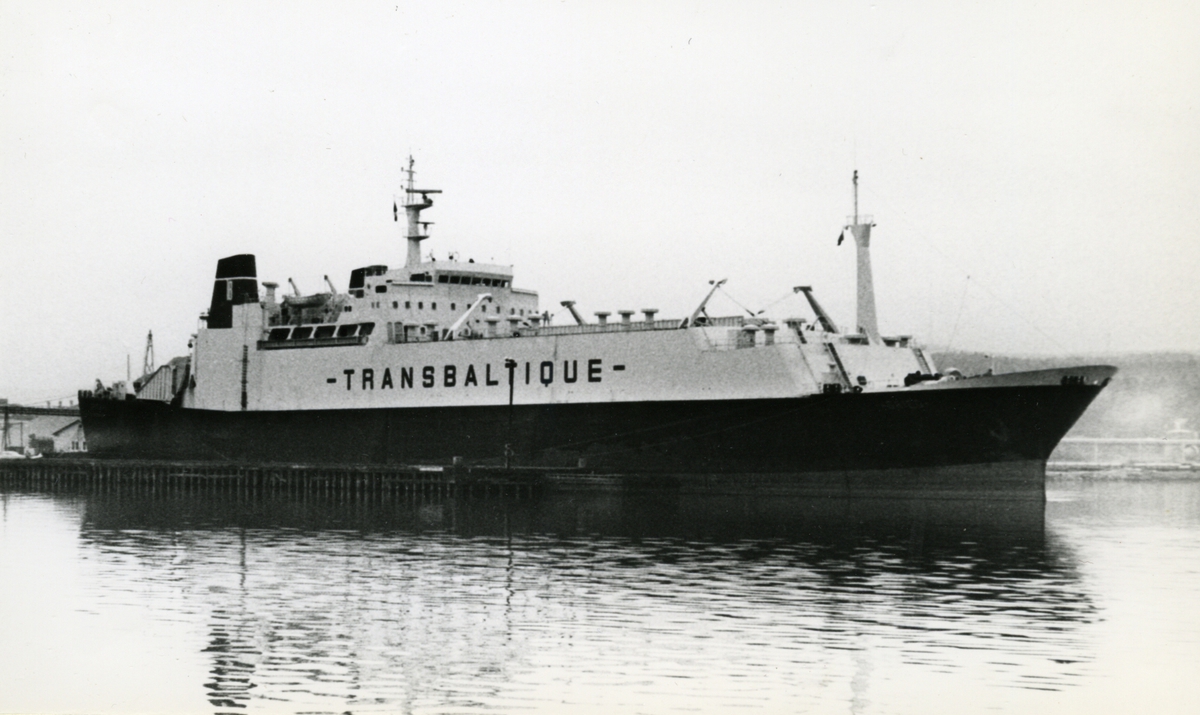 Ägare:/1972-85/: Compagnie Générale Trans-Baltique S.A.R.L. Hemort: Dunkerque.