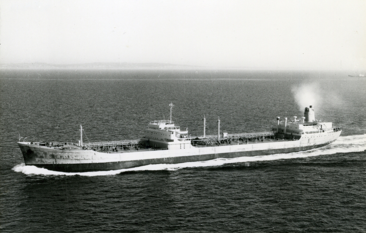 Ägare:/1961-76/: Britama Tankers, Ltd. Hemort: London.