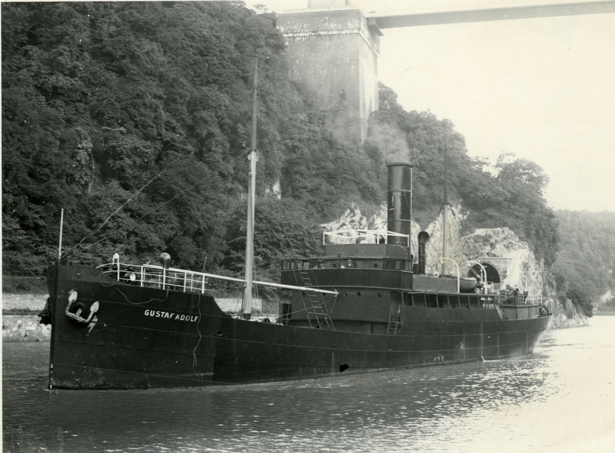 Ägare:/1920-37/: Ångfartygs AB Nordsjön. Hemort: Göteborg.