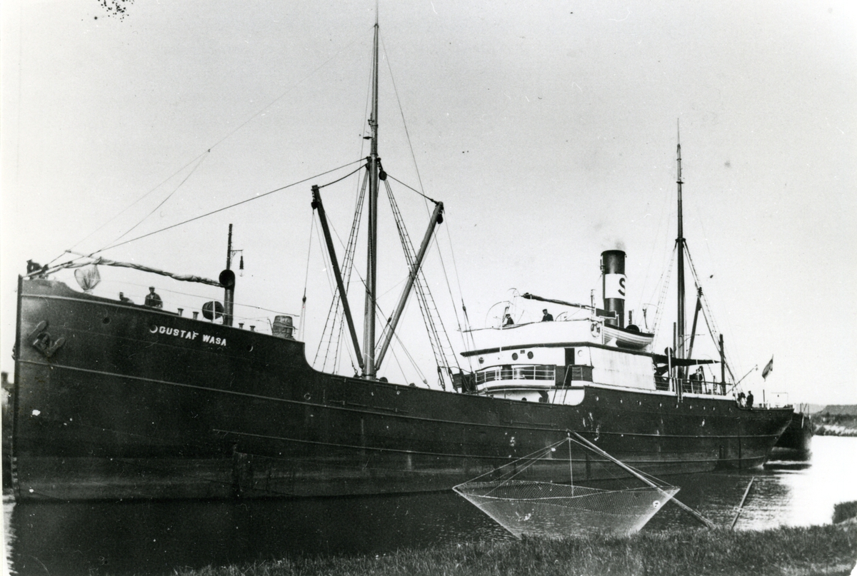 Ägare:/1905-41/: Stockholms Rederi AB Svea. Hemort: Stockholm.