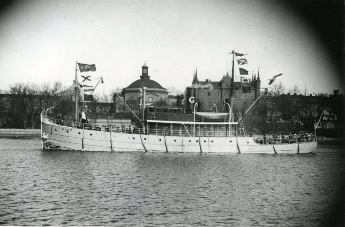 Ägare:/1926-47/: Ångfartygs AB Gotland. Hemort: Visby.