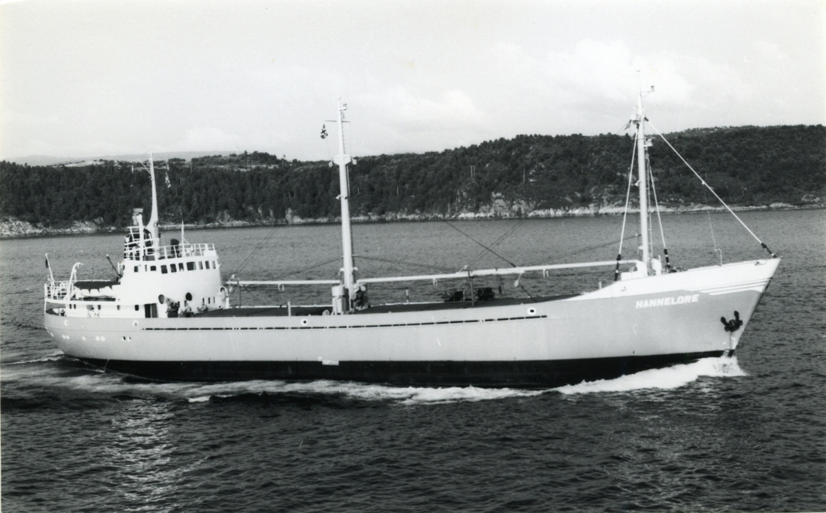 Ägare:/197 -82/: Klaus-Wilhelm tom Wörden. Hemort: Hamburg.