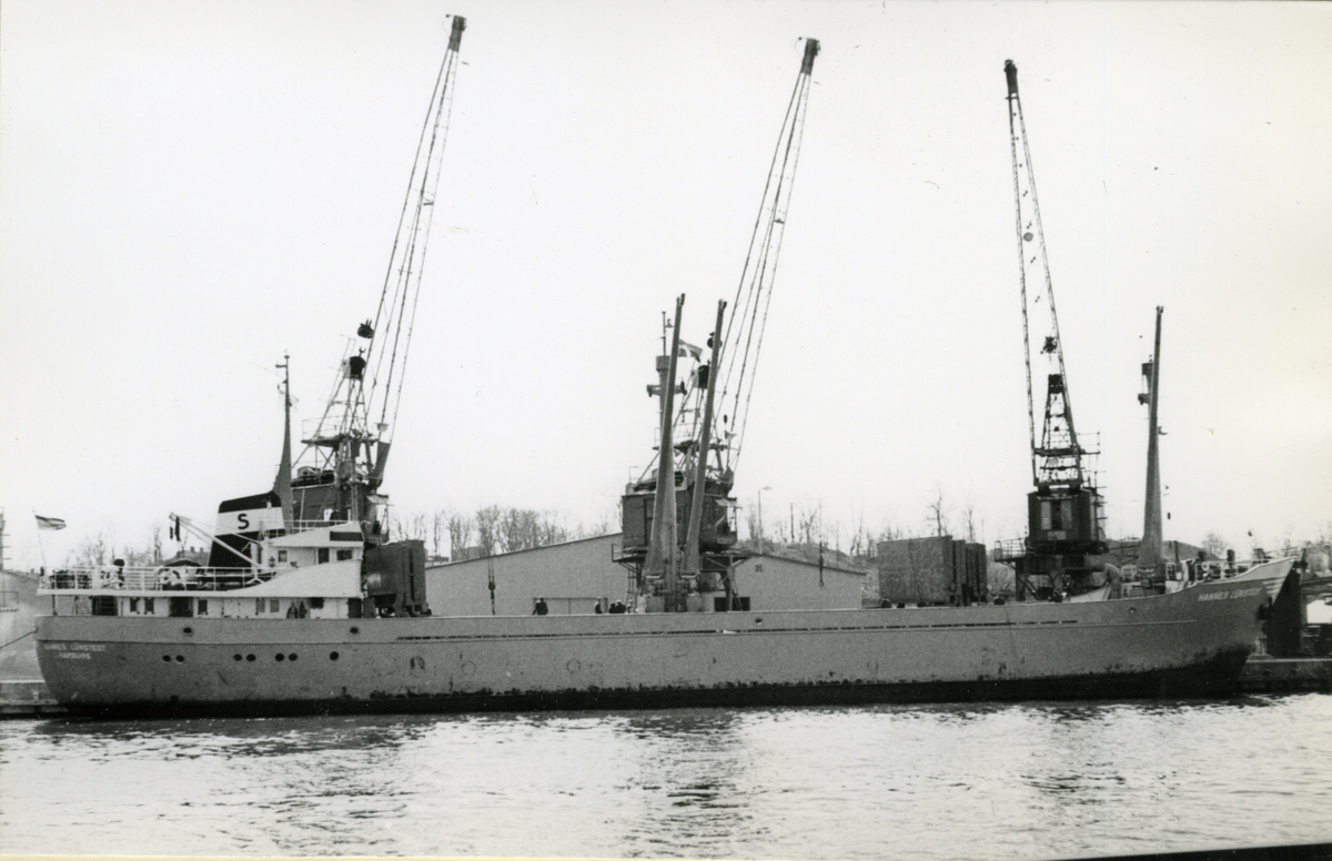 Ägare:/1965-75/: ett partrederi, Huvudredare: Johannes Lünstedt. Hemort: Hamburg.