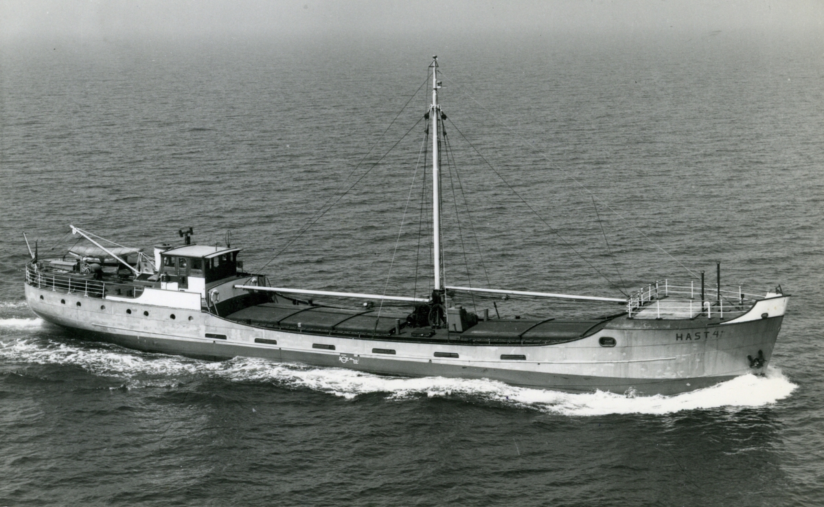 Ägare:/1943-57/: N.V. Reederij Muron. Hemort: Rotterdam.