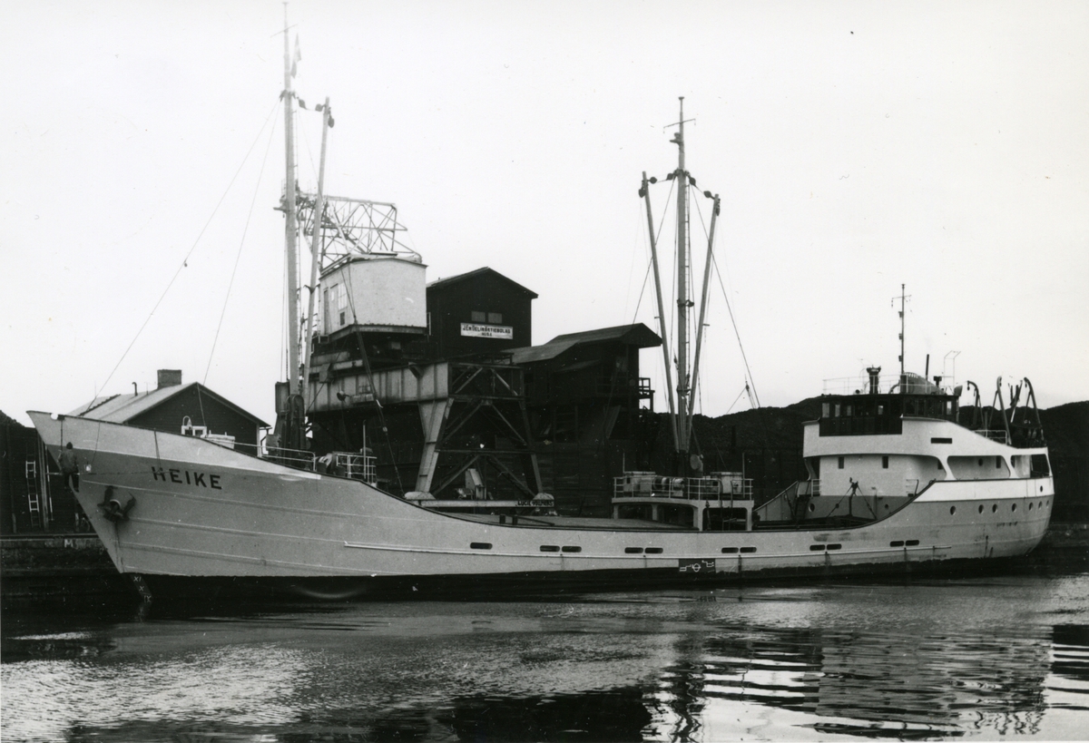 Ägare:/1967-74/: ett partrederi, Huvudredare: Käthe Kröger. Hemort: Hamburg.
