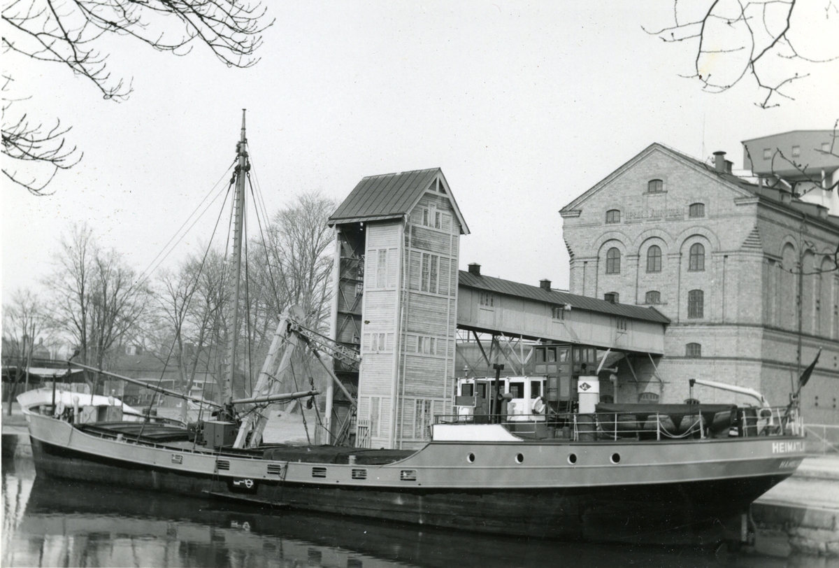 Redare:/194 -61/: Willi Lührs. Hemort: Hamburg.