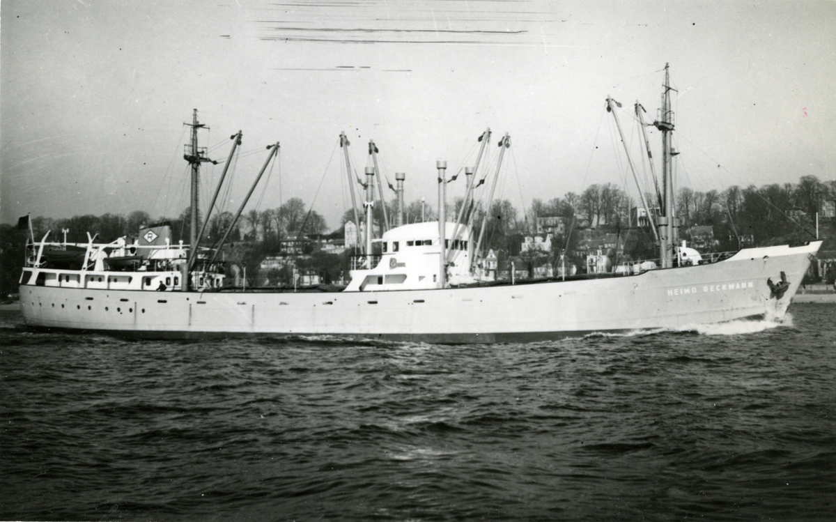 Ägare:/1951-65/: J. Heinrich Reckmann Reederei. Hemort: Hamburg.